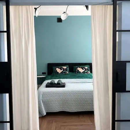 Decostory Apartment Warsaw City Centre Ac 4 Sleeps 2 Rooms *